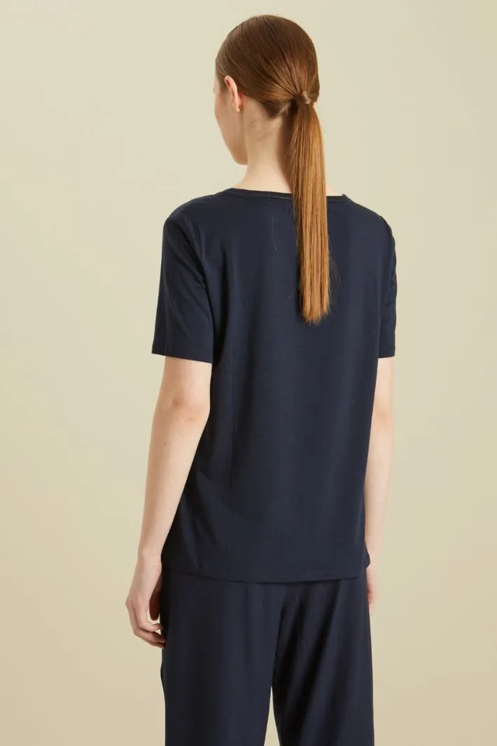 T-shirt in raso e jersey